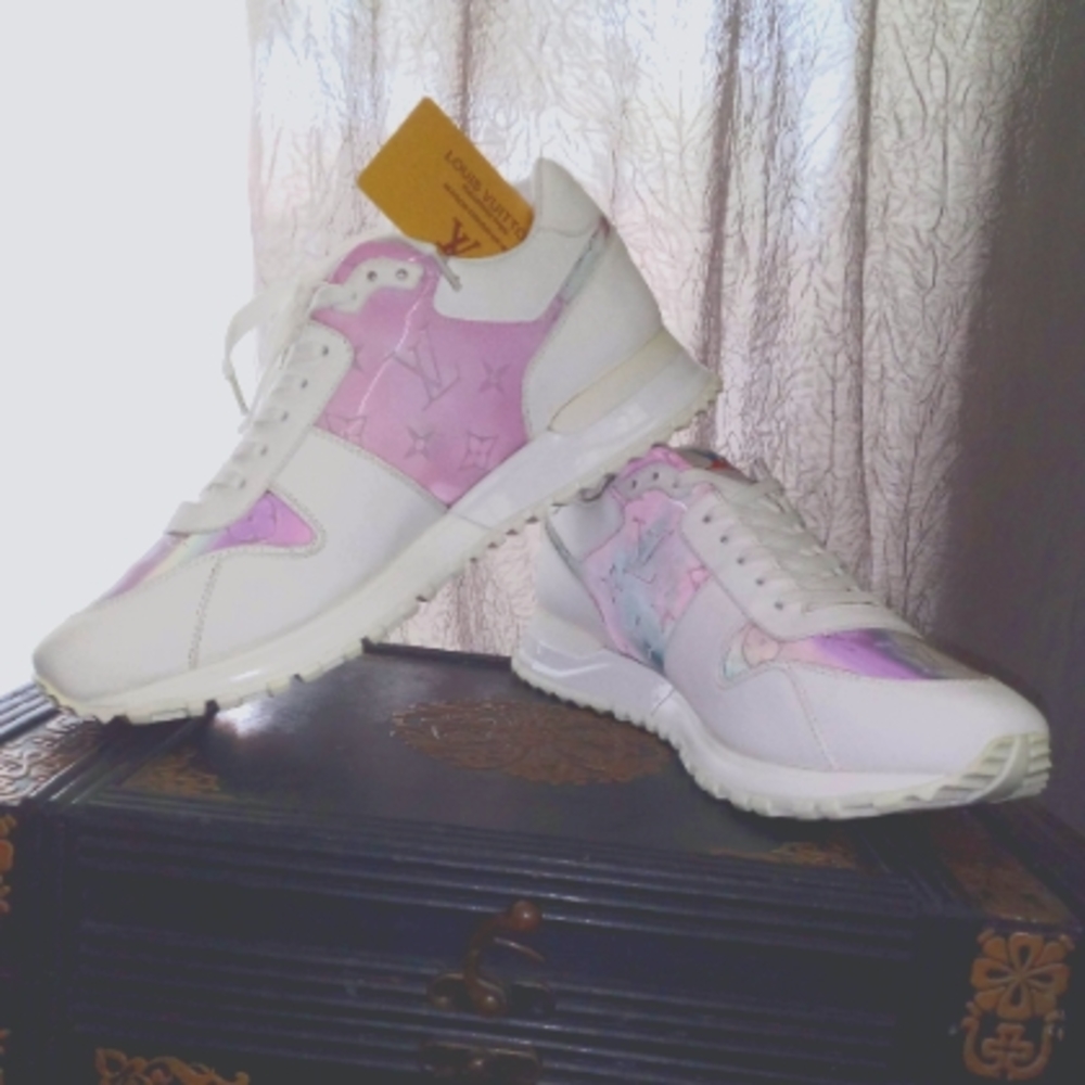 Louis Vuitton mens shoes size 10 white and pink/purple chameleon